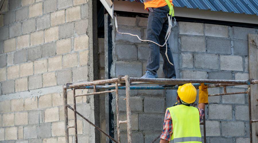 Expert tile roof repair services in Mayaguez, PR